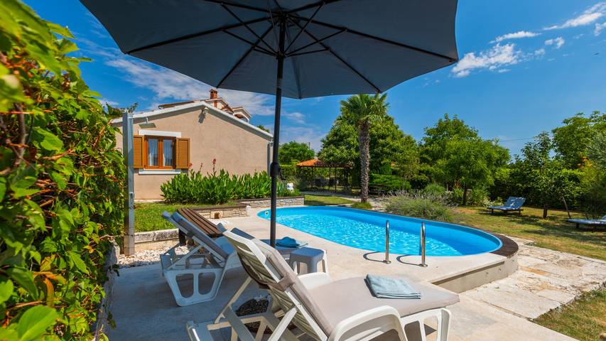 Villa pour 5 personnes, avec terrasse et jardin à Barban