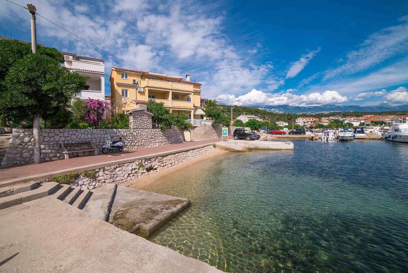 Ganze Ferienwohnung, Ferienwohnung direkt am Meer  in Barbat na Rabu, Rab