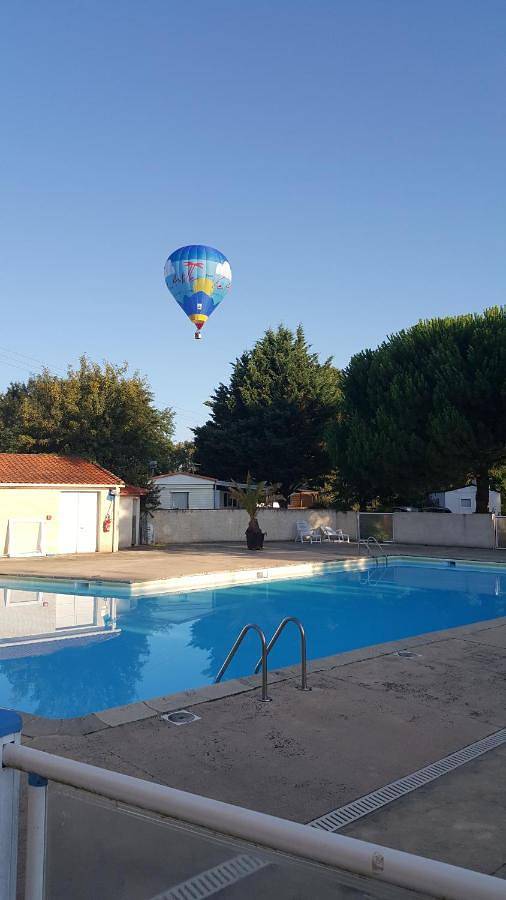 Location de vacances pour 6 personnes, avec piscine, animaux acceptés dans Sireuil