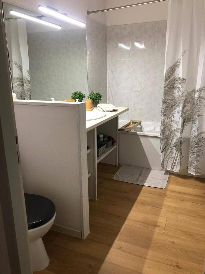 Gîte pour 4 personnes, avec vue et terrasse, animaux acceptés à Lons-le-Saunier - 4