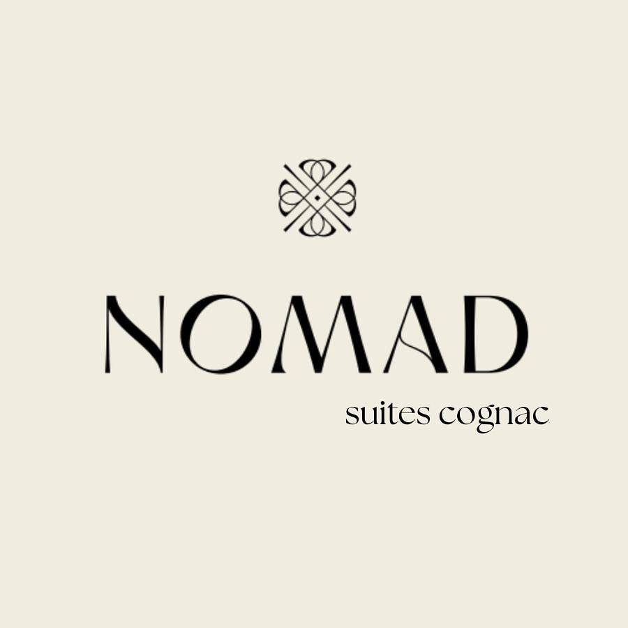 Appartement entier, Suite de luxe avec jacuzzi privé, climatisation et emplacement idéal au cœur de Cognac in Cognac, Charente