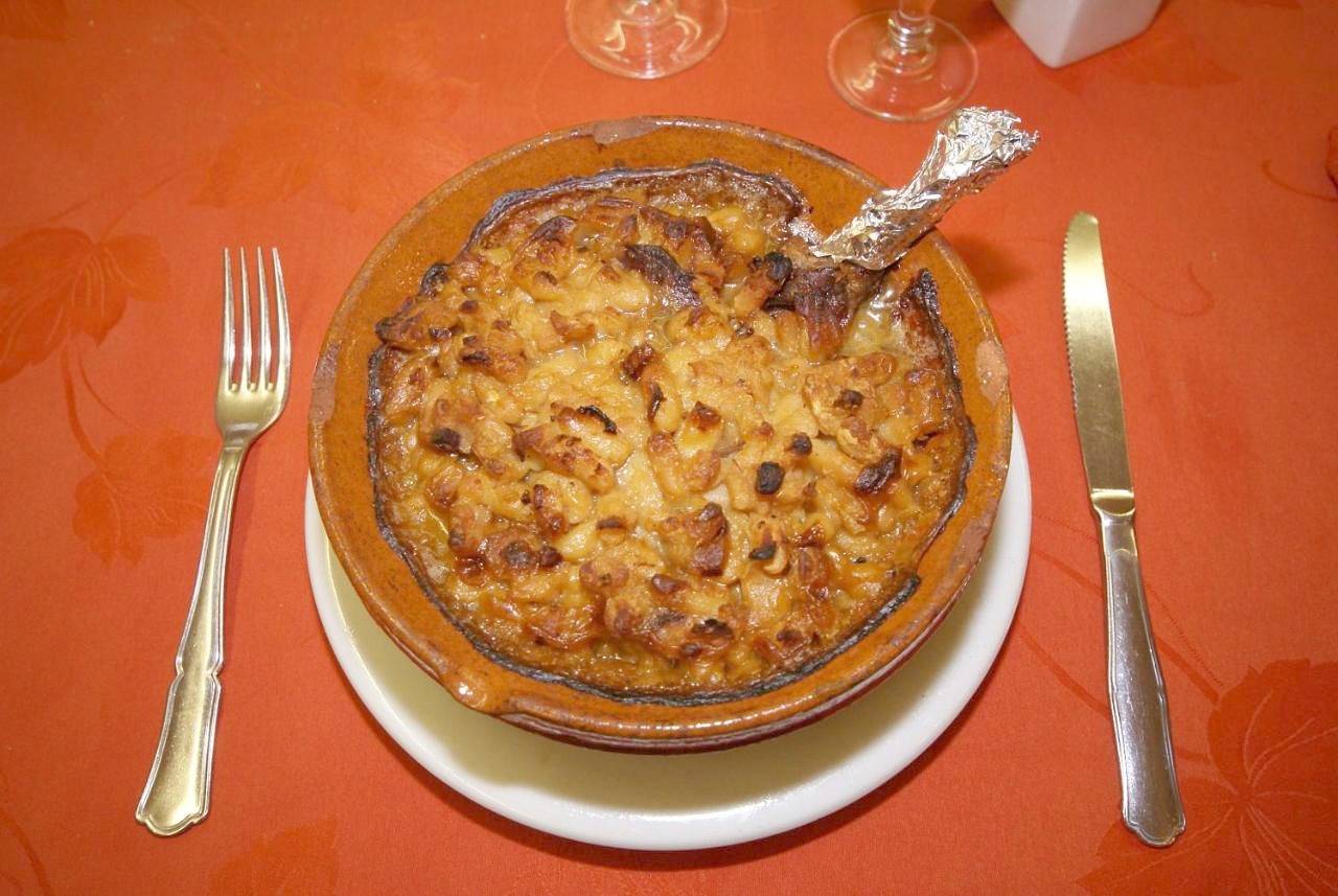 Hôtel Restaurant du Lauragais Logis De France in Villefranche-de-Lauragais, Canal du Midi