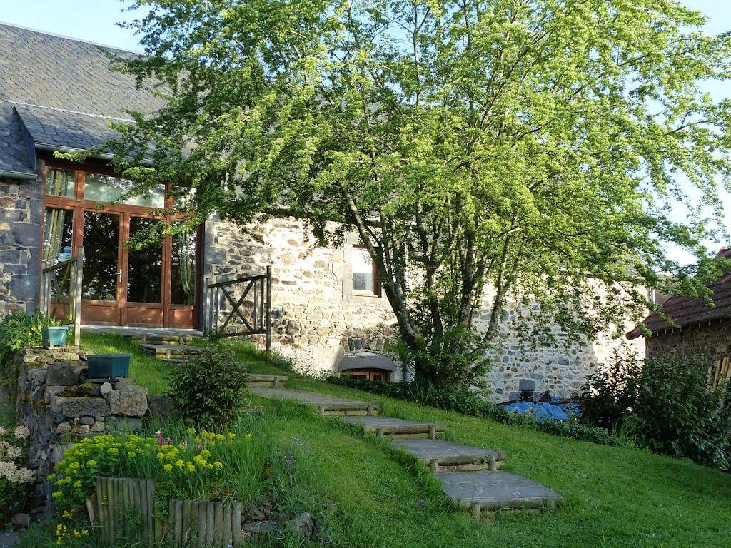 Chambres d'hôtes Le Coudi - Chambre Air in Saint-Pierre-le-Chastel, Regionaal natuurpark van de vulkanen van de Auvergne