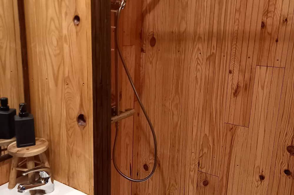 Cabane suspendue dans les arbres in Villebon-sur-Yvette, Essonne