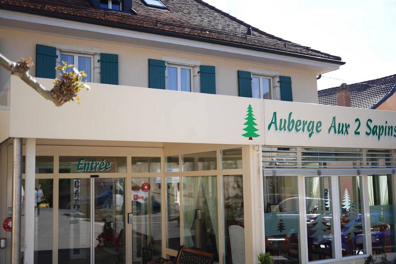 Auberge Aux Deux Sapins in Montricher, Massif du Jura