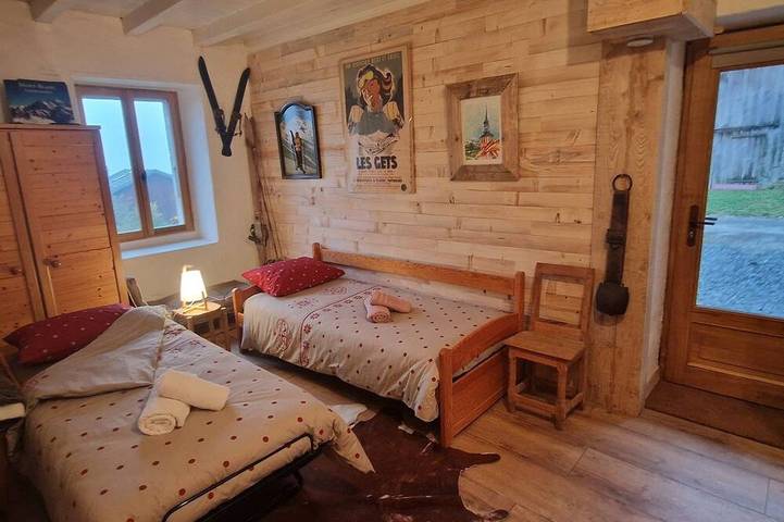 Gîte pour 8 personnes, avec jardin à Onnion - 4