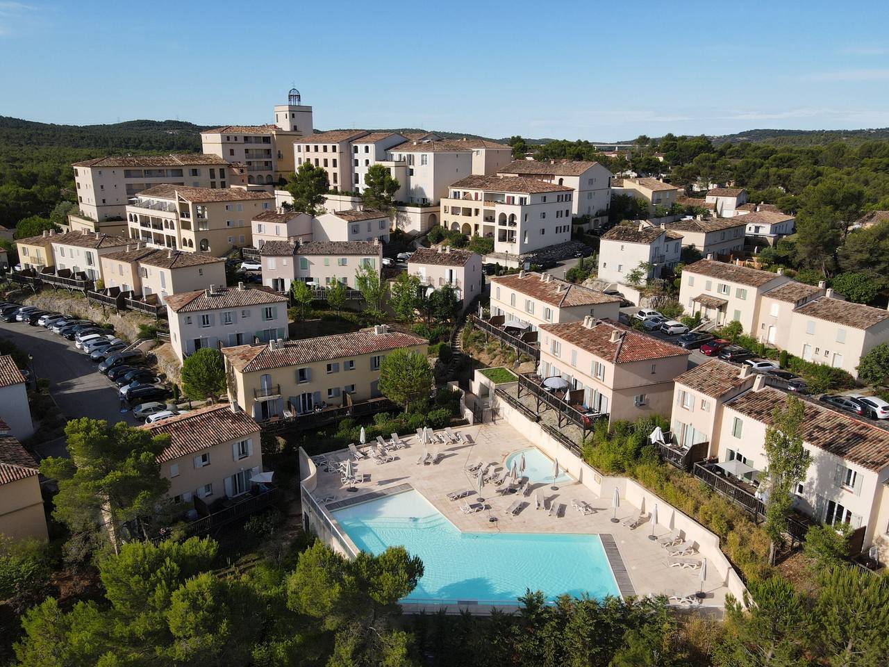 Maison de Vacances en Provence avec Piscine à Pont Royal in Mallemort, Région d'Arles