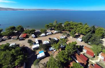 Camping per 4 Persone in Seline, Velebit Nature Park, Foto 1