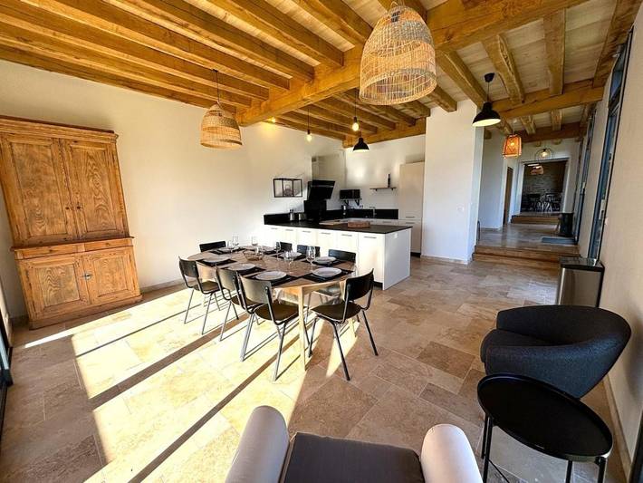 Location de vacances pour 17 personnes, avec jardin ainsi que piscine et vue, animaux acceptés à Saint-Vincent-de-Cosse - 3