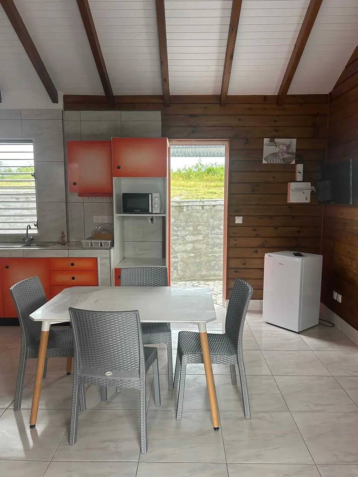 Chalet acogedor en Saint-François con piscina privada in Saint-François, Guadalupe