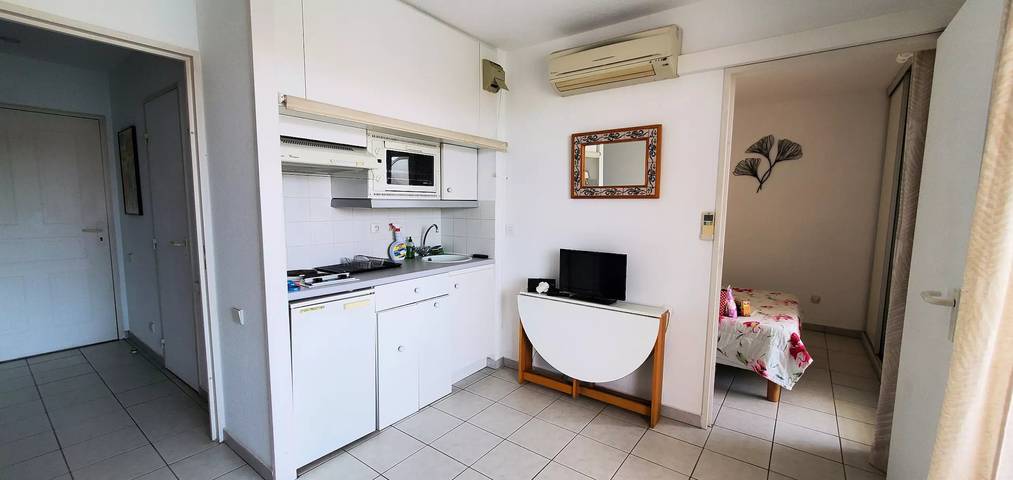 Gîte pour 4 personnes, avec piscine et balcon dans Plage du Port Fréjus - 4