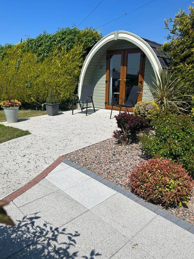 One-Bedroom Chalet in Inishowen, Drongawn Lough