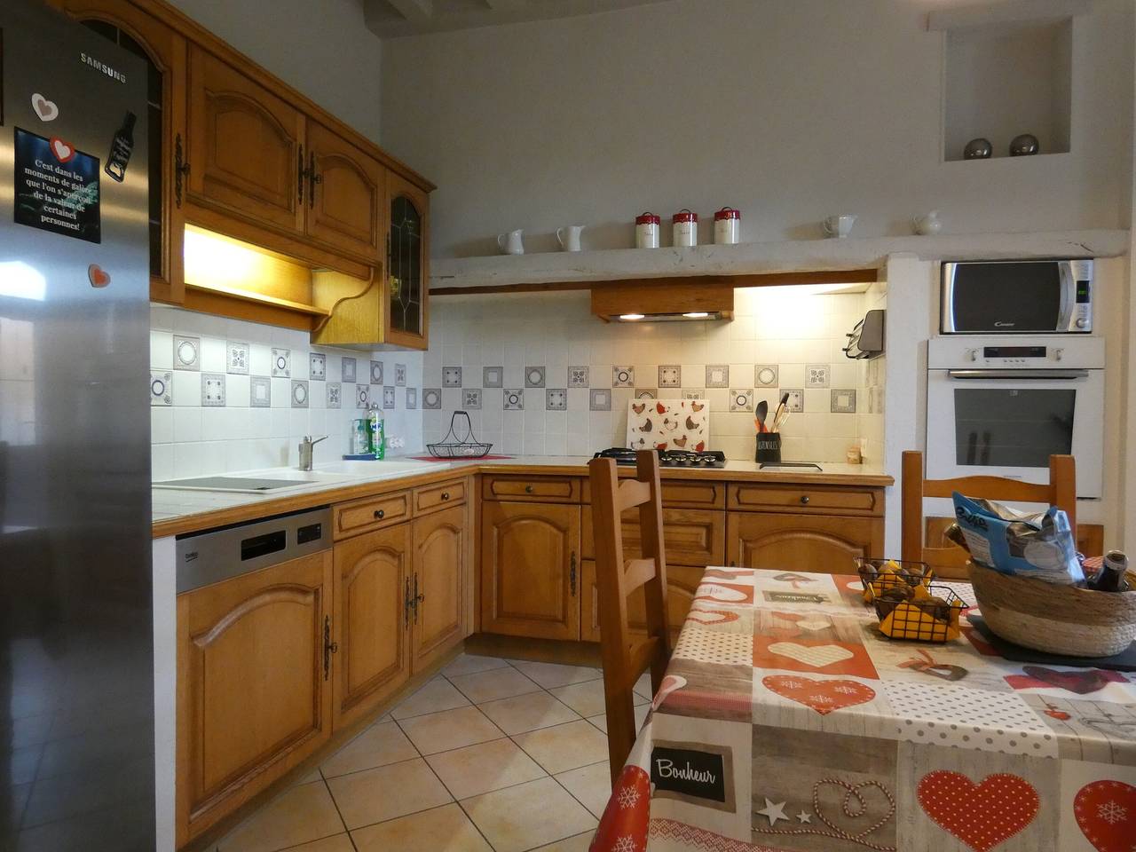 Gîte familial à Vald'Yerre : détente, jeux et charme rural pour 8 personnes in Boisgasson, Région de Châteaudun