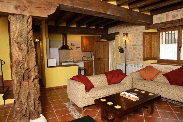 Casa rural para 14 personas, con jacuzzi en Comarca de Riaza - 3