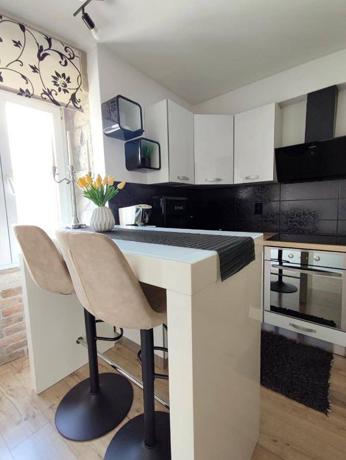 Maison d’hôte pour 6 personnes, avec terrasse et jardin à Trogir - 2