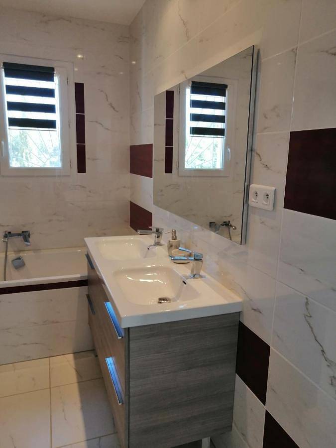 Location de vacances pour 6 personnes, avec jacuzzi et terrasse à Saint-Christol-de-Rodières - 4