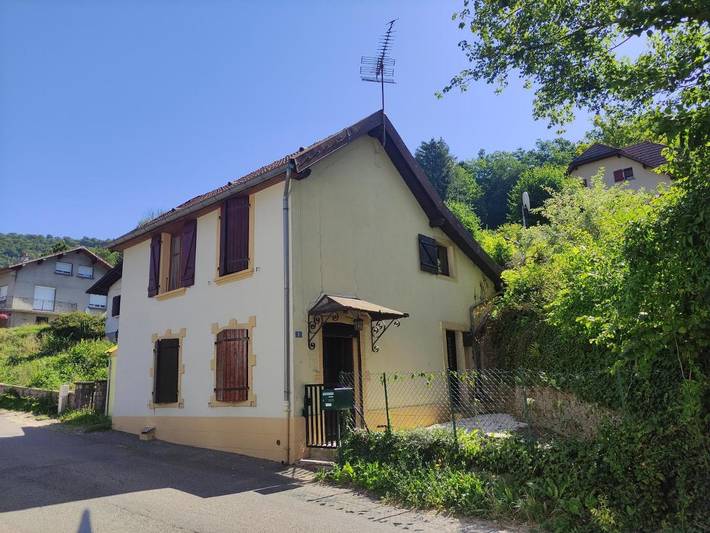 Location de vacances pour 4 personnes, avec jardin et vue à Saint-Hippolyte (Doubs)
