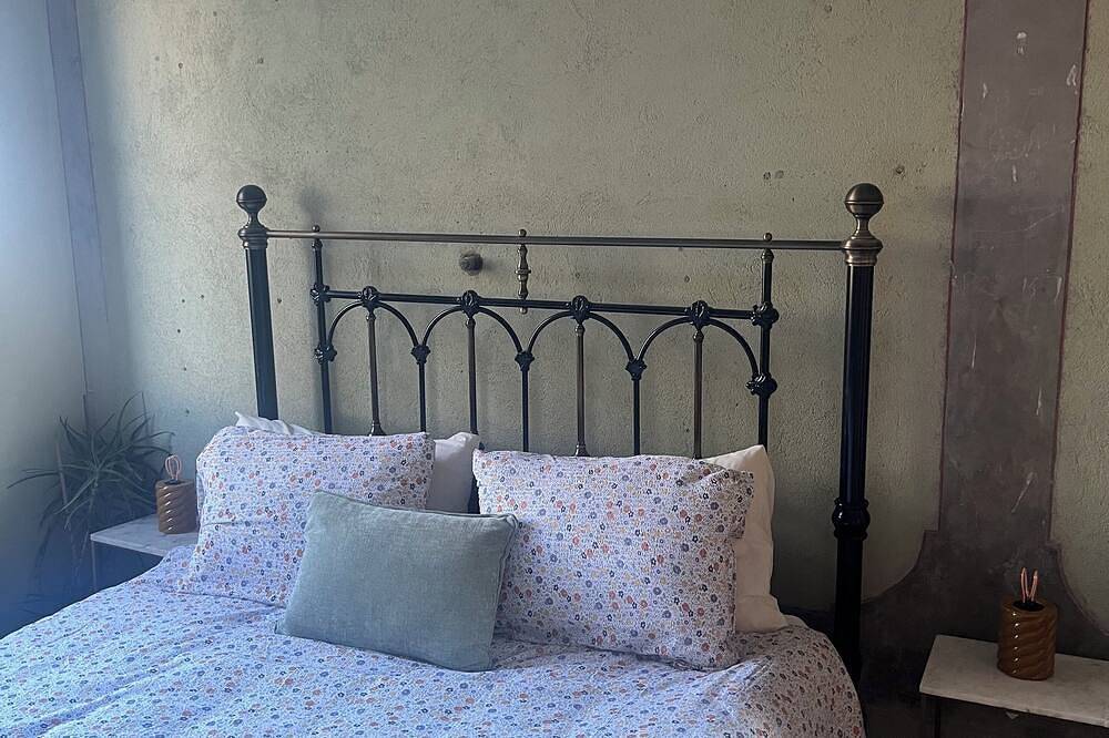 Ganze Wohnung, Lock view, newly renovated apartment on Canal Du Midi, near Carcassonne in Marseillette, Carcassonne und Umgebung