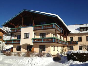 Ferienwohnung für 2 Personen, mit Balkon und Garten sowie Whirlpool und Sauna in Tannheimer Tal