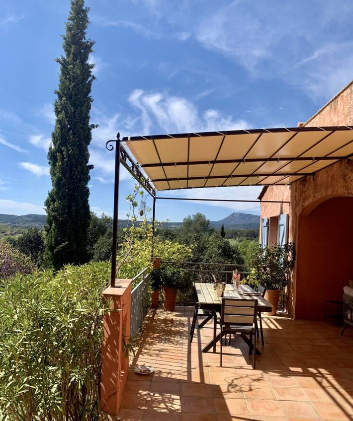 Location de vacances pour 2 personnes, avec jardin et piscine à Carcès - 4