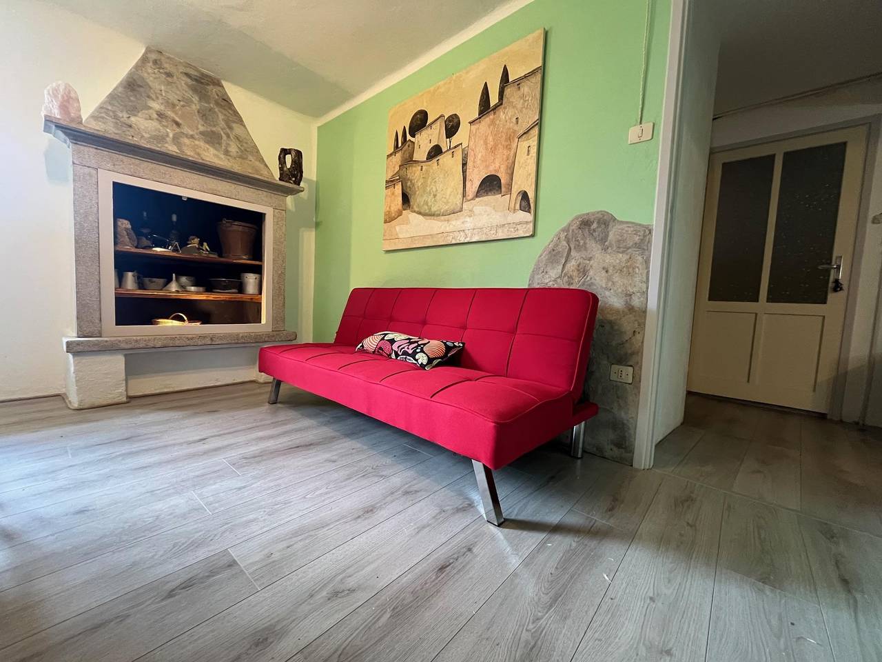 Appartamento intero, Appartamento vacanze per 4 persone con terrazza in Berzo, Berzo Demo
