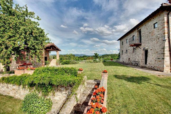 Appartamento intero, Porzione di Villa Il Conventino con piscina e Wi-Fi in San Casciano in Val di Pesa, Chianti