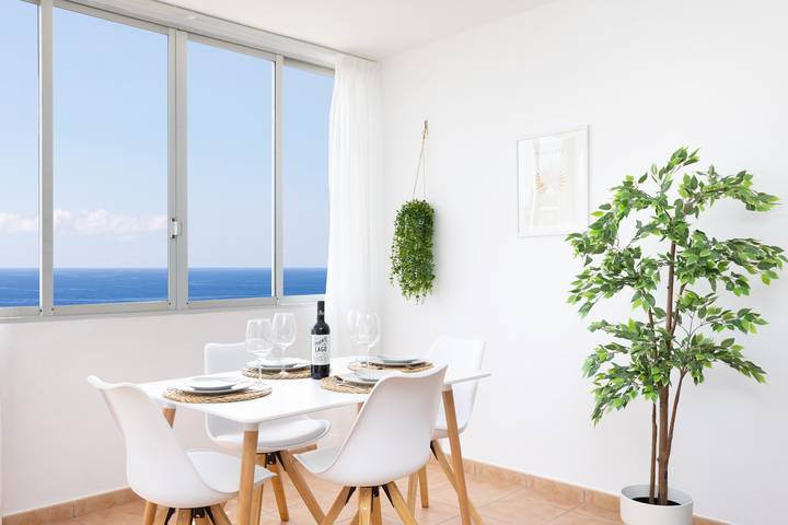 Frontline Duplex Las Arenitas with pool in Las Caletillas, Candelaria