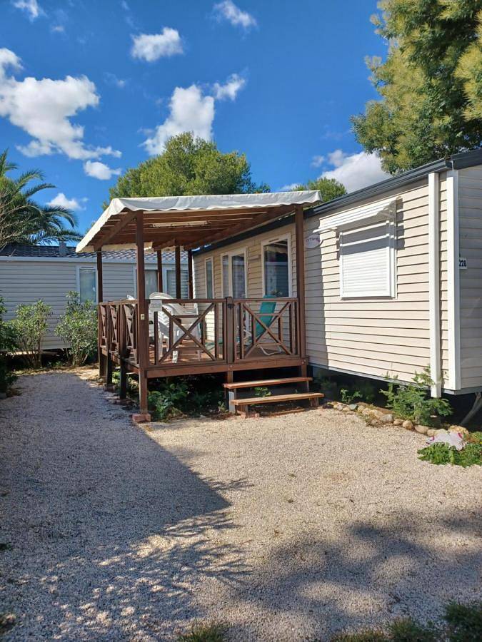 Camping voor 6 personen, met zwembad en terras in Argelès-sur-Mer