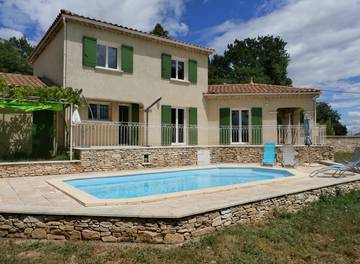 Cottage pour 6 personnes, avec piscine ainsi que terrasse et jardin à Saint-Marcel-d'Ardèche
