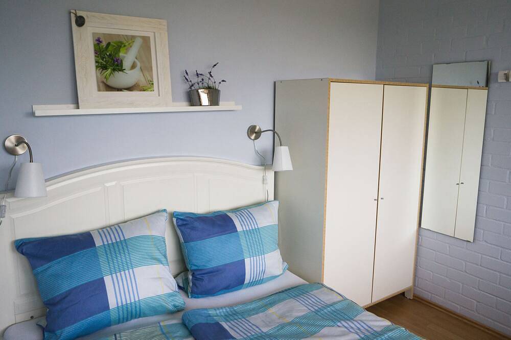 Gemütlicher Bungalow in Strandnähe - nur 500 m über den Deich zum Strand in Lemmer, Ijsselmeer