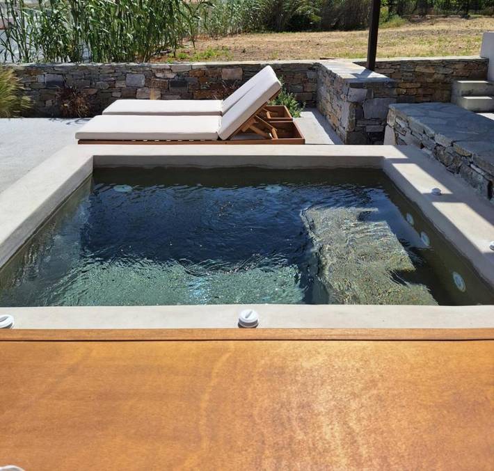 Holiday rental for 4 people, with Balcony and Terrace as well as Hot tub and Pool in Syros