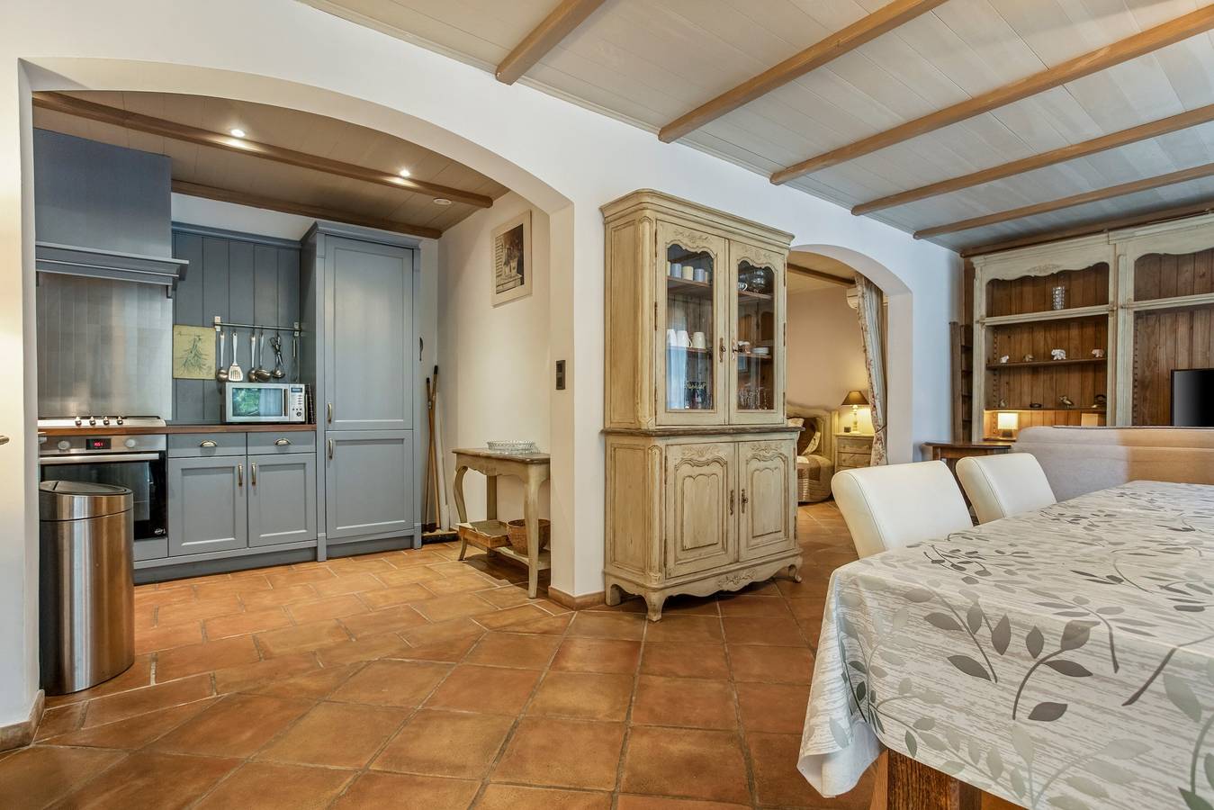 Apartamento entero, Le Mas des Bouteillans « Le Chêne » con Wi-Fi y aire acondicionado in La Cadière-d'Azur, Costa mediterránea (Francia)