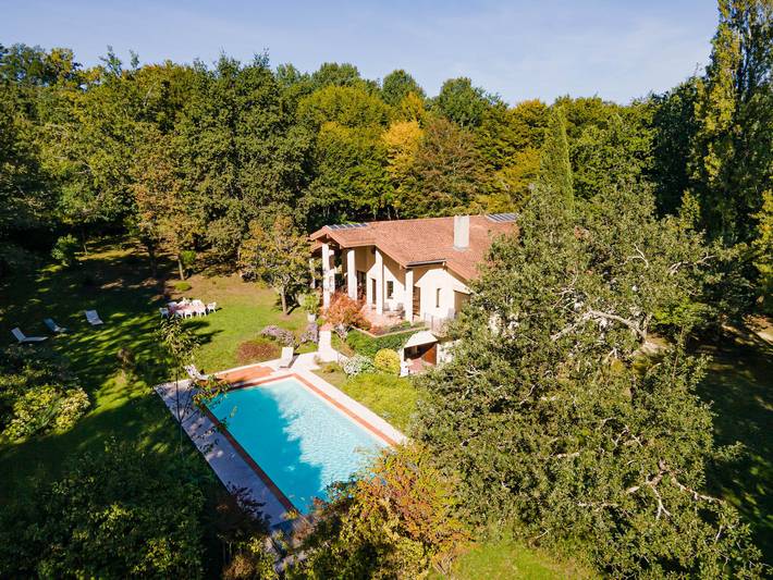 Maison de vacances pour 10 personnes, avec Terrasse et Jardin ainsi que Piscine et Sauna