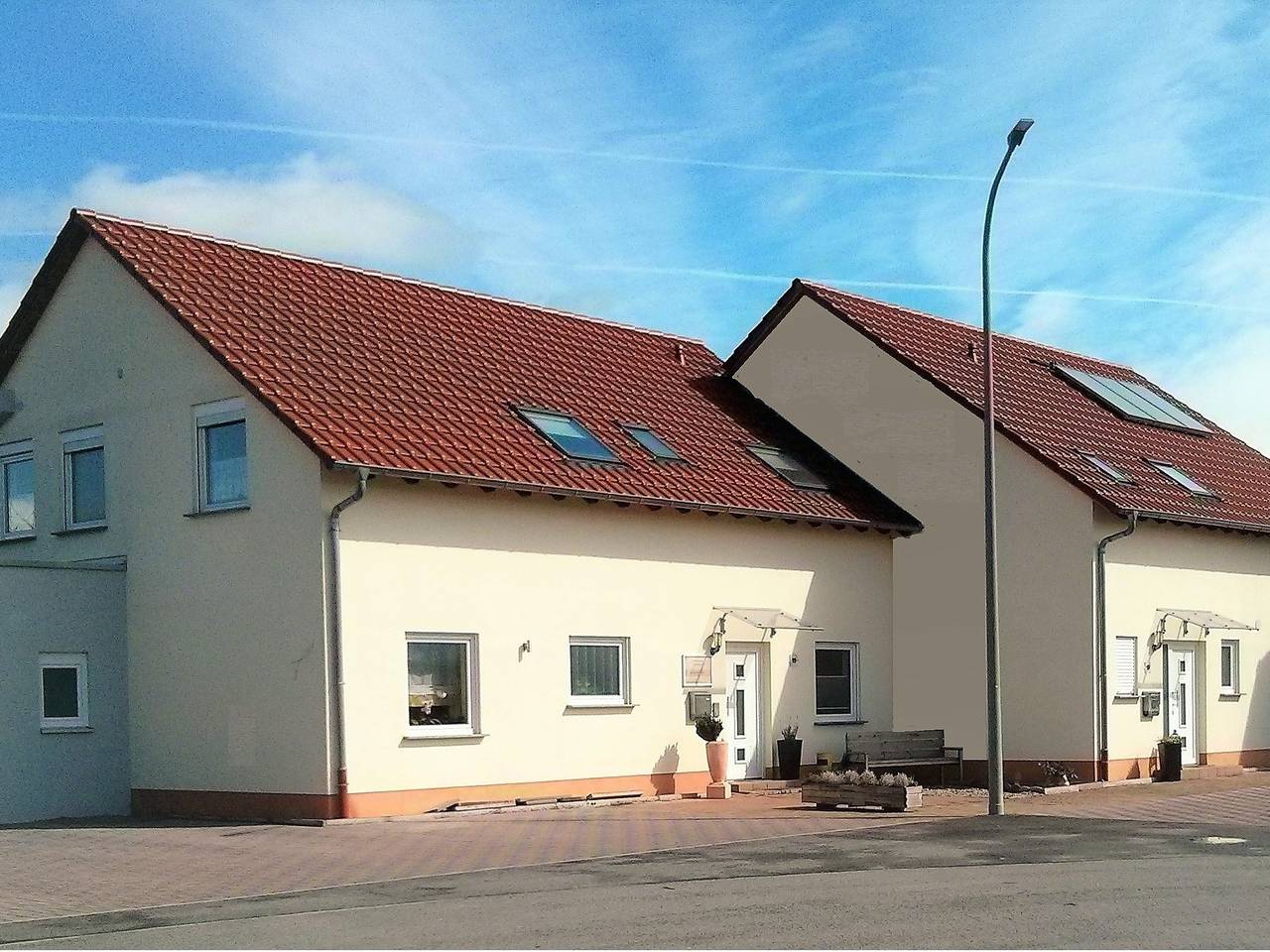 Geheel vakantieappartement, Vakantieappartement voor 5 personen met tuin in Harthausen, Rijndal