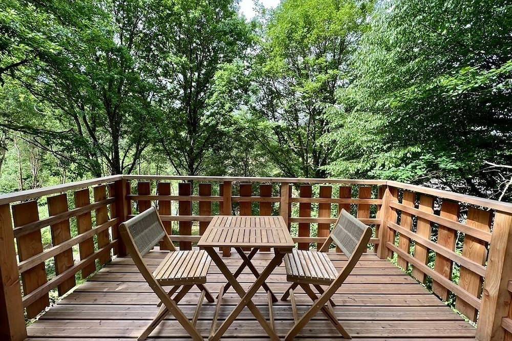 Z3 Lodge - Habitat contemporain dans un écrin de verdure. in Saint-Quirin, Sarrebourg