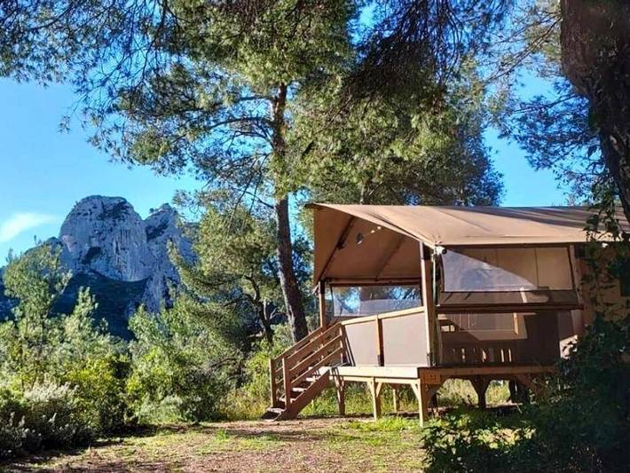 Gîte pour 5 personnes, avec Bassin pour enfant dans les Bouches-du-Rhône