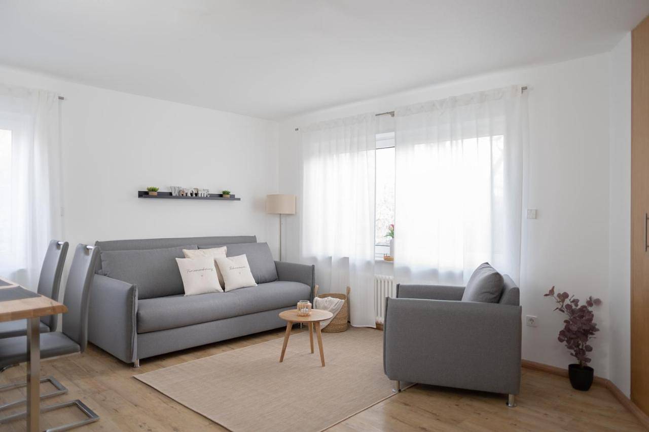 Ganze Wohnung, Two-Bedroom Apartment in Germersheim, Rheinebene