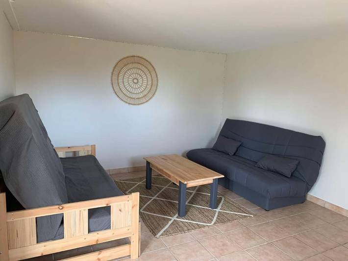 Location de vacances pour 6 personnes, avec terrasse ainsi que jardin et vue à Créon-d'Armagnac - 4