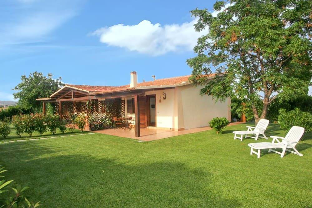 Homerez - Casa confortevole a Pescia Romana con terrazza in Montalto di Castro, Provincia di Viterbo