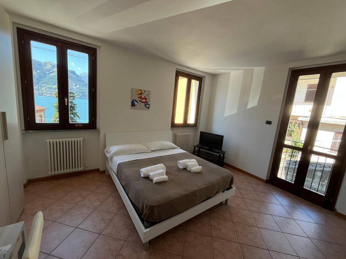 Ganze Wohnung, Regina Lake Como Condo in Dorio, Gemeinde Dorio