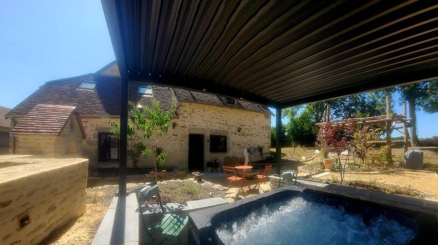Location de vacances pour 3 personnes, avec jacuzzi et jardin à Saint-Denis-sur-Sarthon - 2