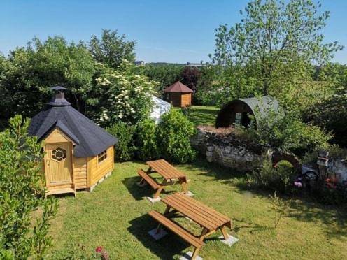 Gîte pour 10 personnes, avec jardin et vue à Saint-Romain-sur-Cher - 2