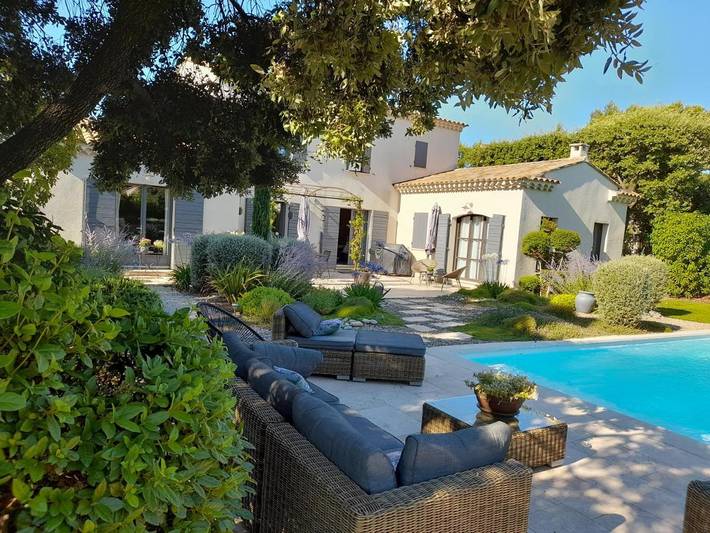 Chambre d’hôte pour 2 personnes, avec jardin ainsi que vue et piscine à Villeneuve-lès-Avignon - 2