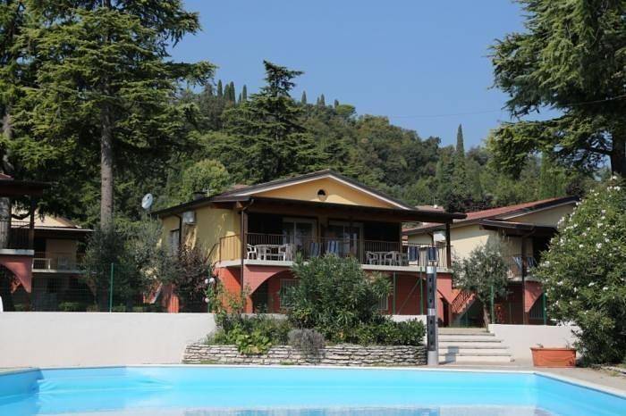 Bungalow für 6 Personen, mit Terrasse in Manerba del Garda