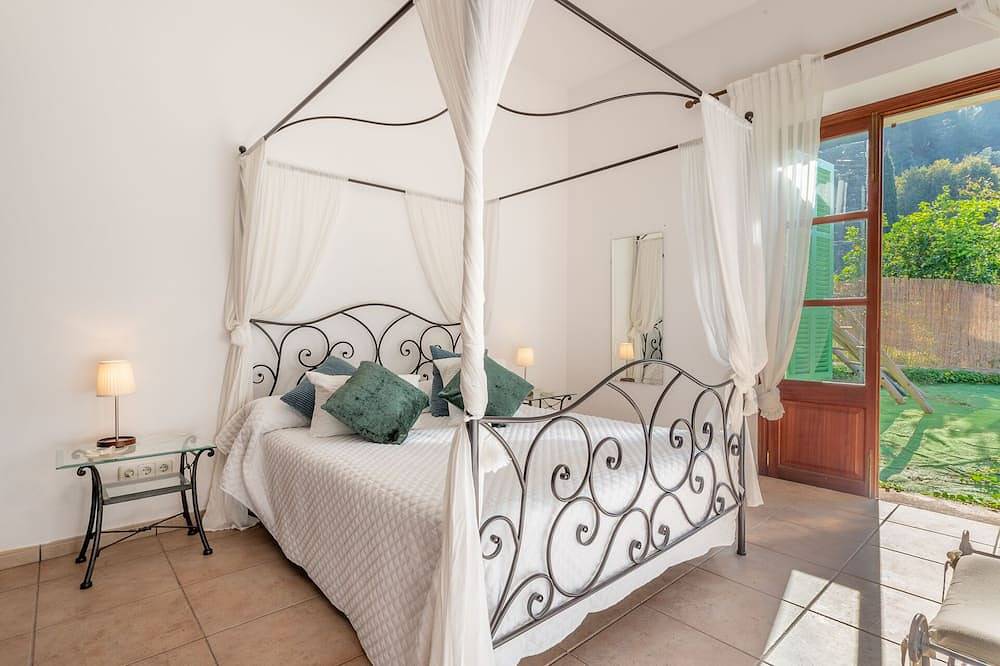 Villa In Deia With Panoramic Views In An Idilical Environment in Deià, West Majorca