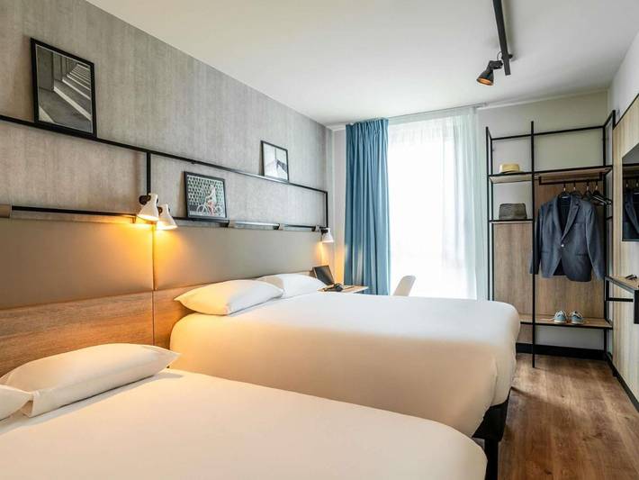 Hôtel pour 2 personnes, avec terrasse et piscine à Carbon-Blanc - 4