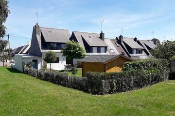 Gîte pour 4 personnes, avec terrasse et jardin à Saint-Avé