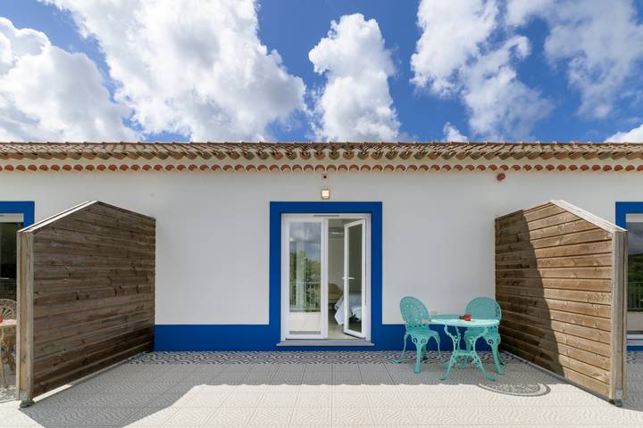 Room 'Monte Do Sol 2' with Mountain View, Wi-Fi and Air Conditioning in São Luís, Costa Alentejana