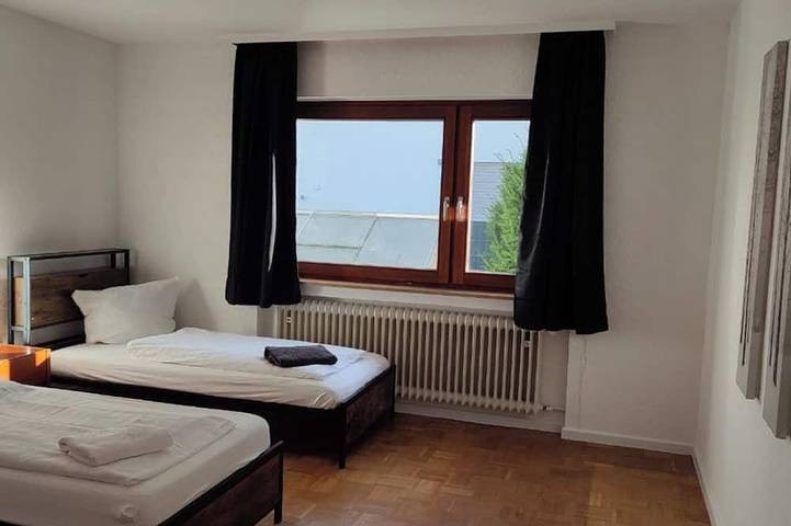 Großes Haus in Sandweier für bis zu 16 Gäste – 8 Schlafzimmer in Baden-Baden, Nordschwarzwald