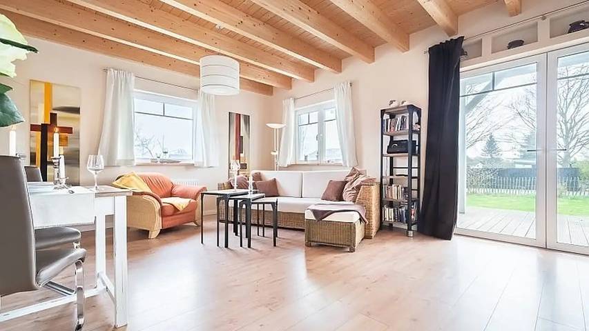 Ferienwohnung für 2 Personen, mit Sauna und Terrasse sowie Garten, mit Haustier in Langholz